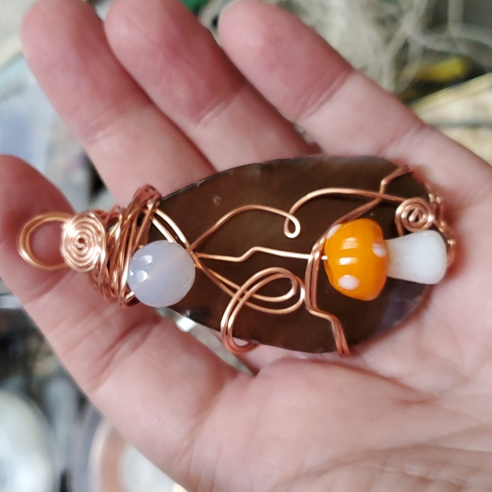Mushroom on agate with agate moon
